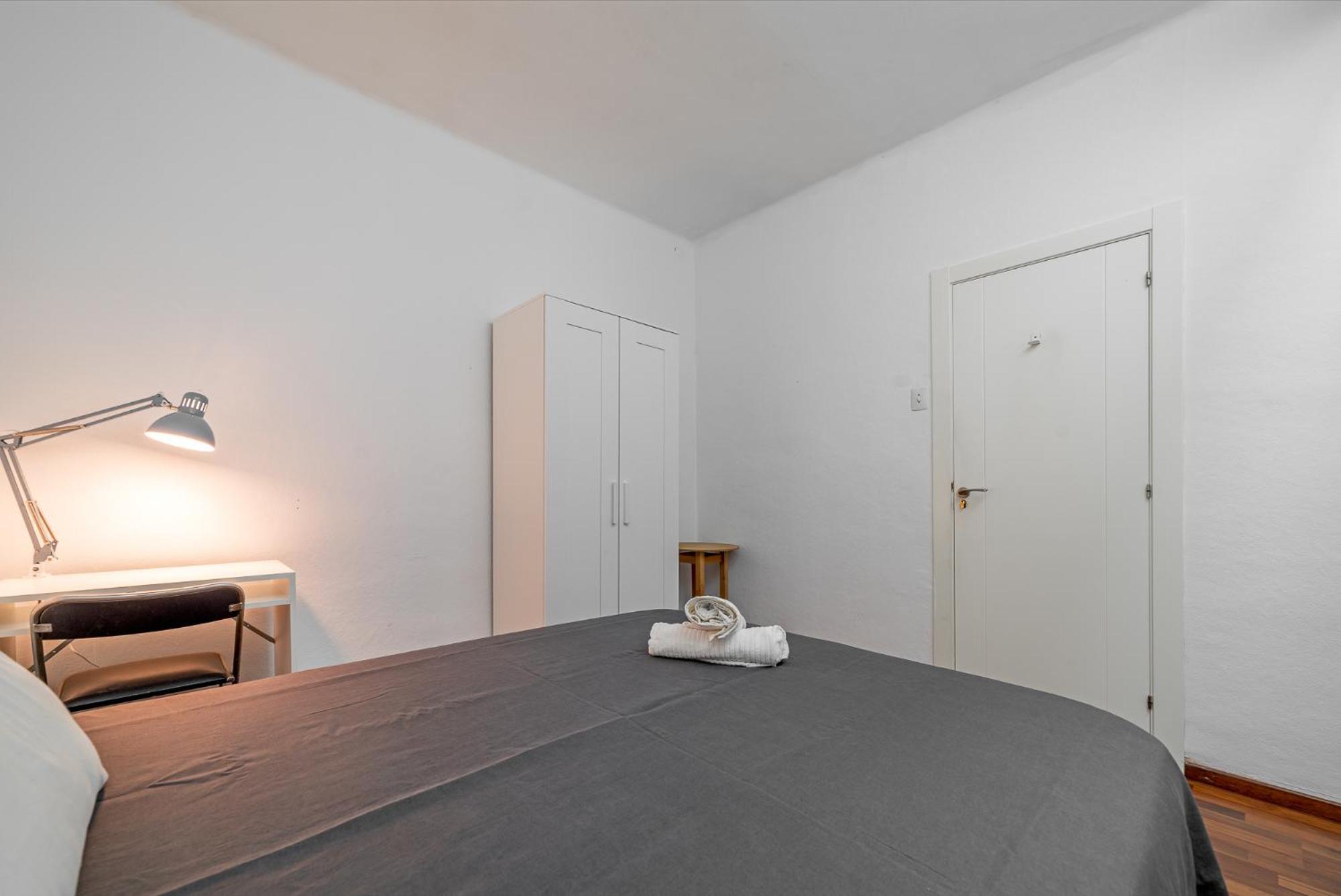 Padilla Private Hostal *