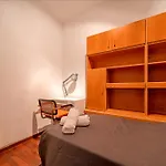 Padilla Private Rooms