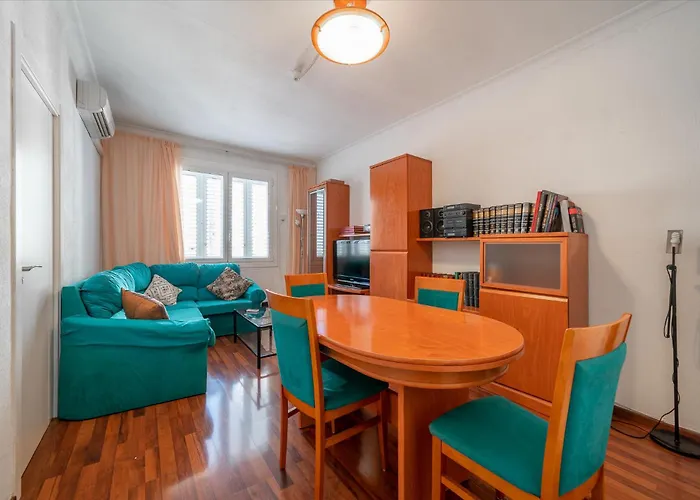 Padilla Private Rooms