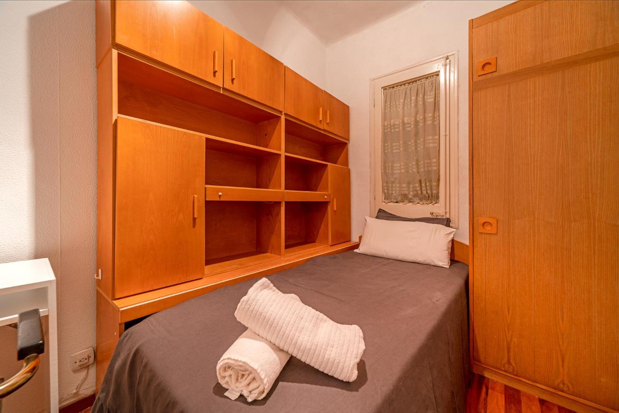 Padilla Private Hostal *